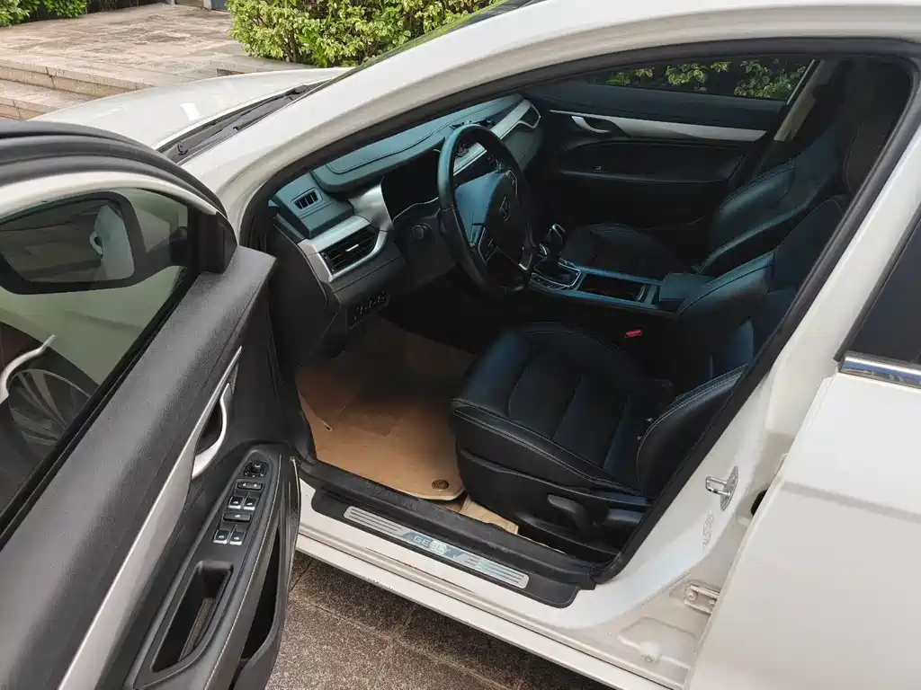 Geely Emgrand — миниатюра 8