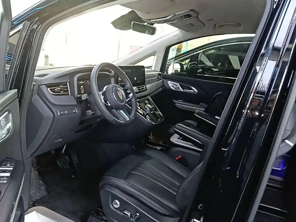 Hongqi Hongqi HQ9 PHEV — миниатюра 16