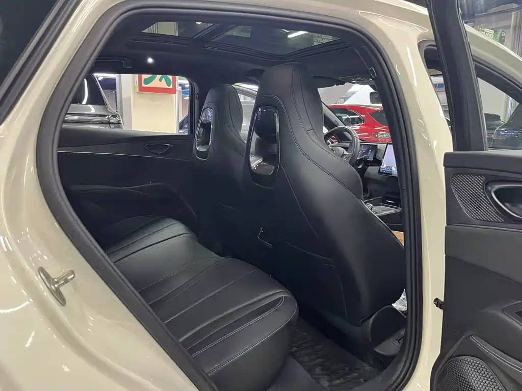 BYD Seal 06 — миниатюра 13