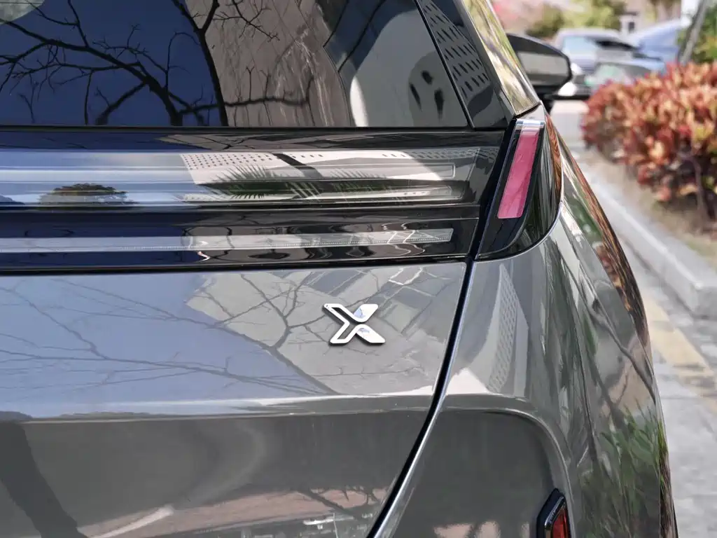 ZEEKR EXTREME KRYPTON X