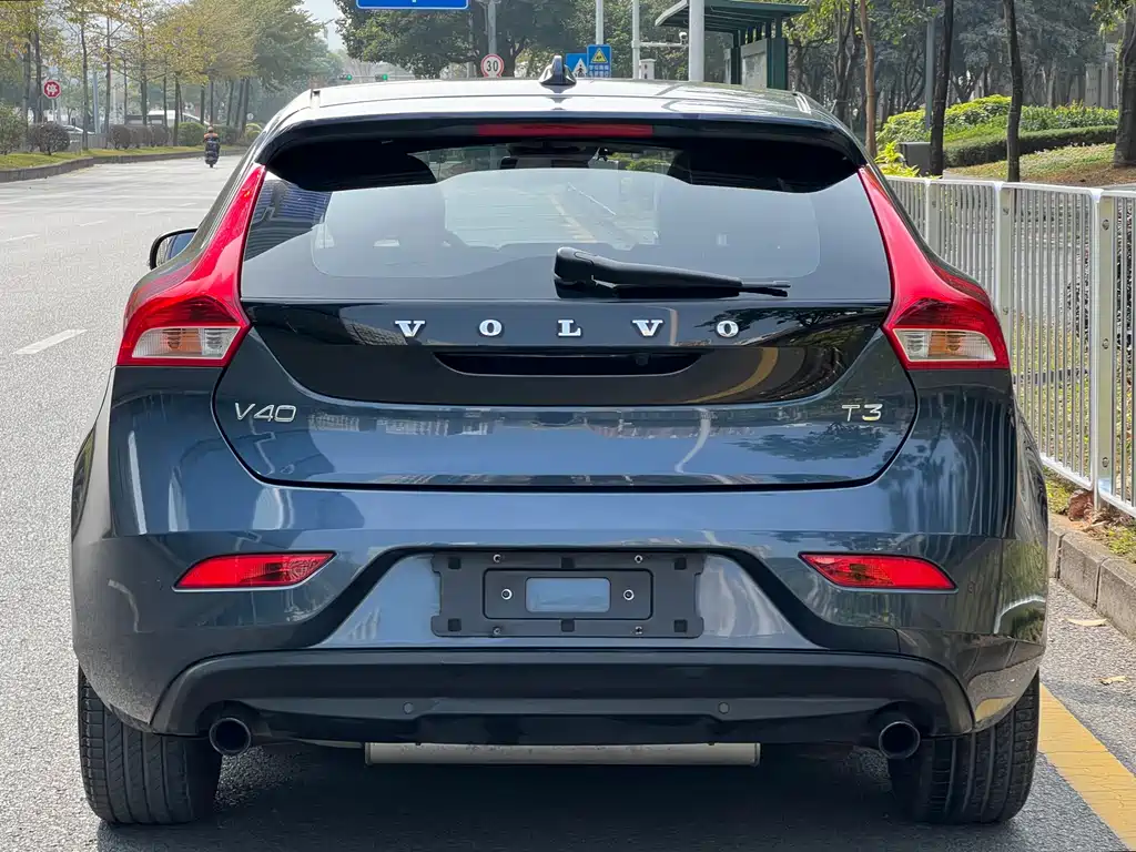 Volvo V40 — миниатюра 18