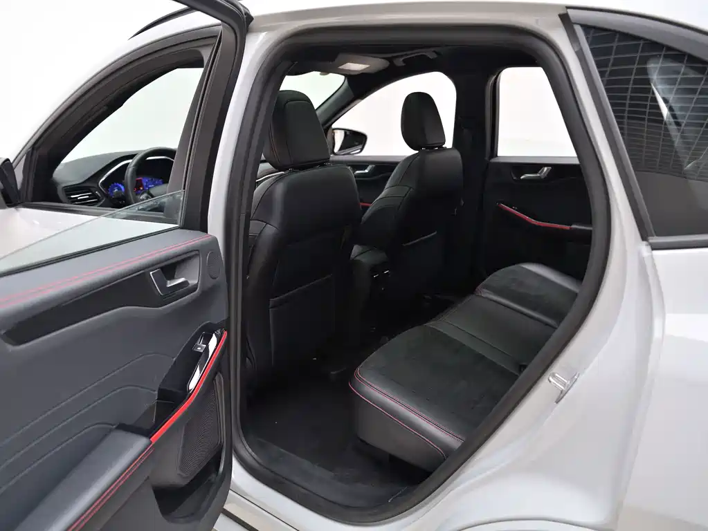 Ford Escape — миниатюра 17