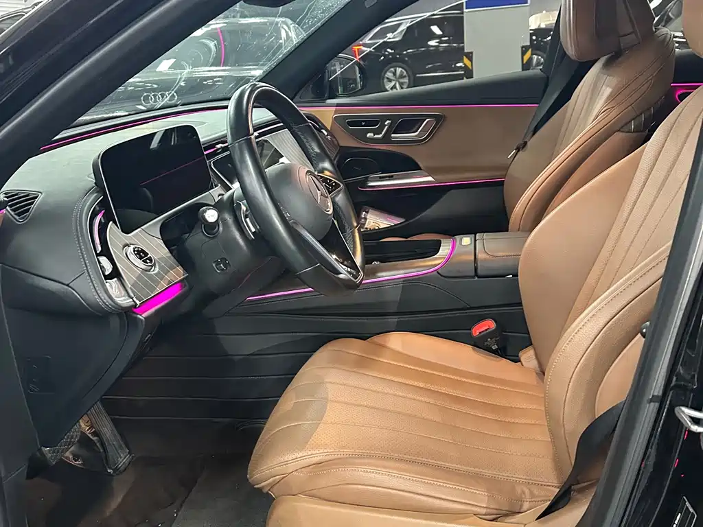 Mercedes-Benz E-Class — миниатюра 3