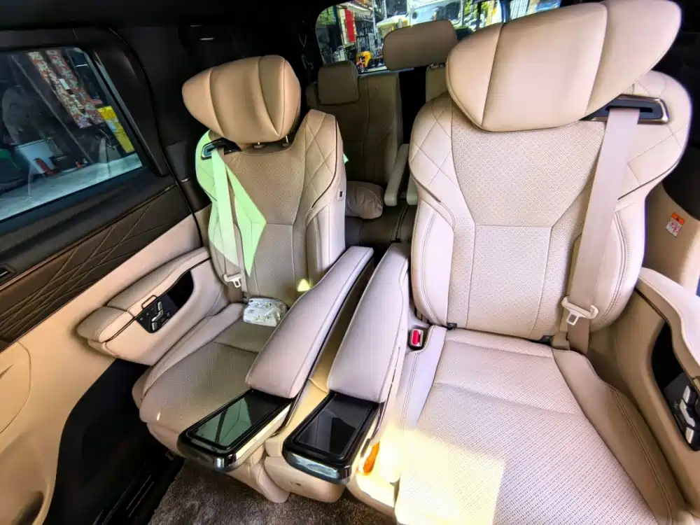 Toyota Vellfire — миниатюра 8