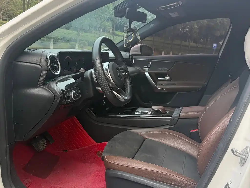 Mercedes-Benz A-Class — миниатюра 5