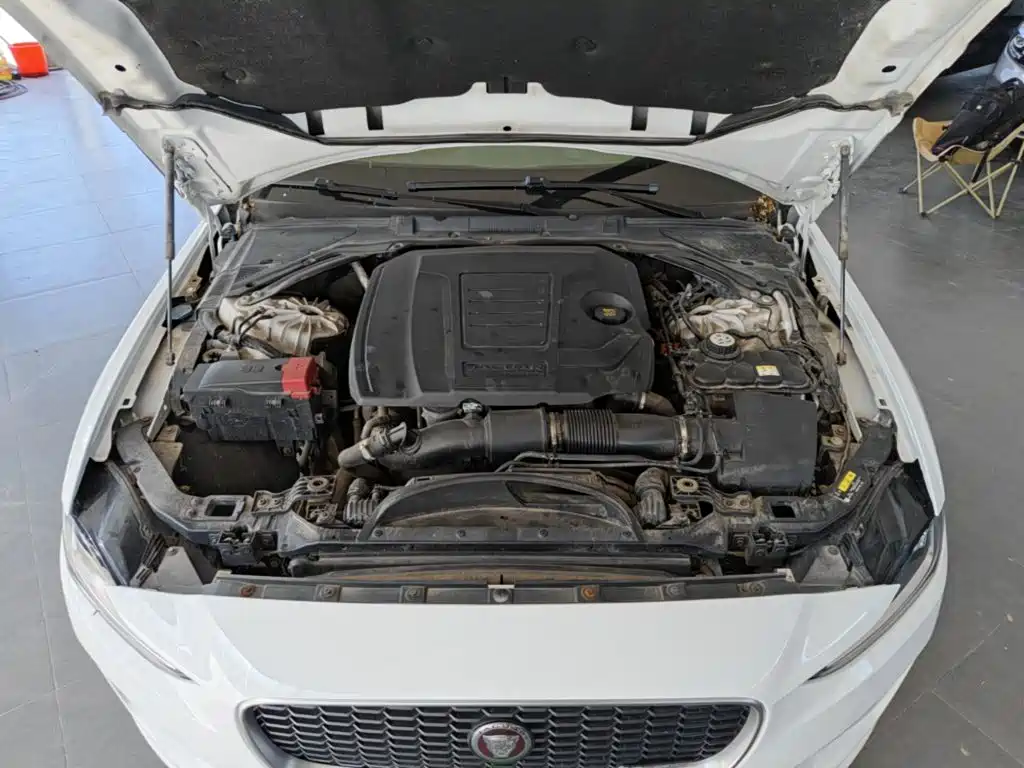 Jaguar XEL — миниатюра 20