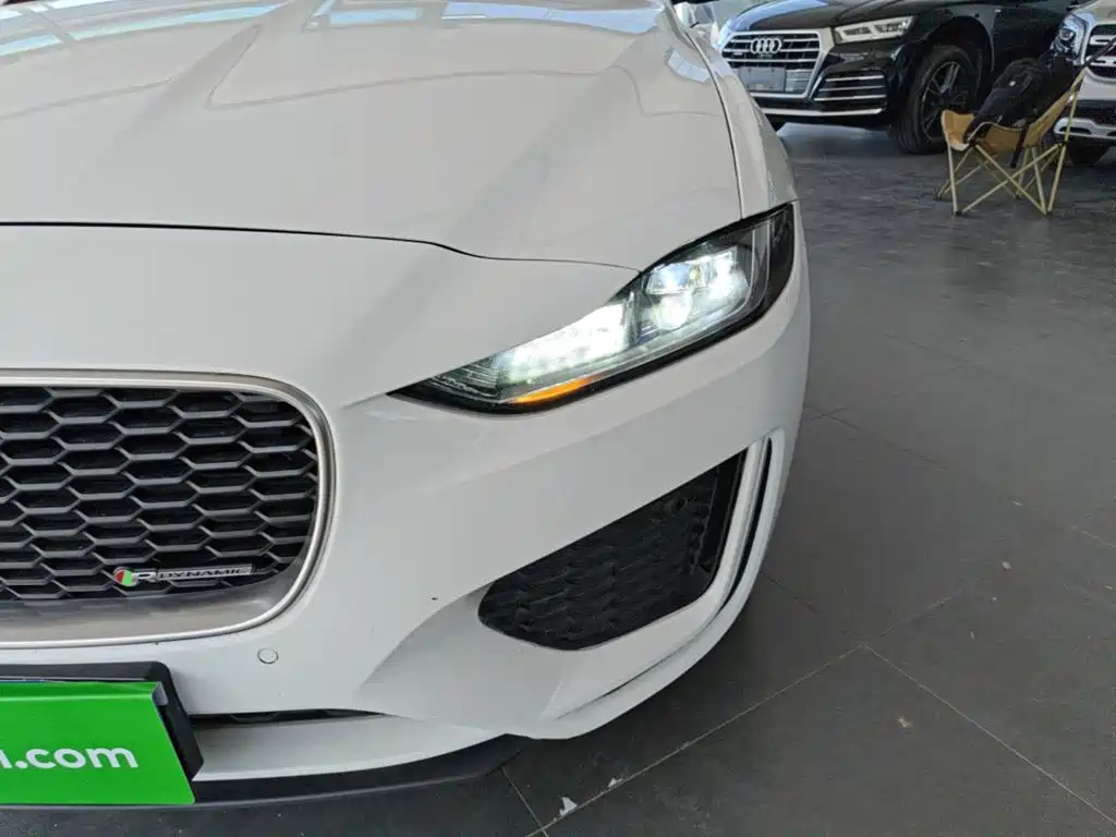 Jaguar XEL — миниатюра 24