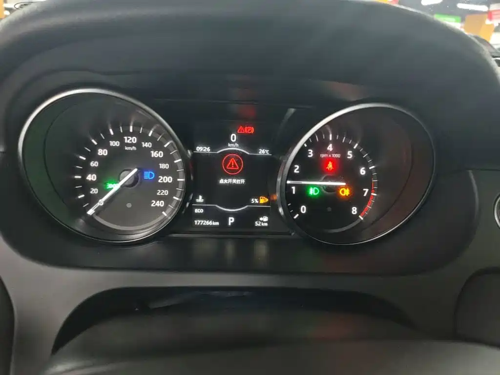 Land Rover Discovery Sport — миниатюра 12