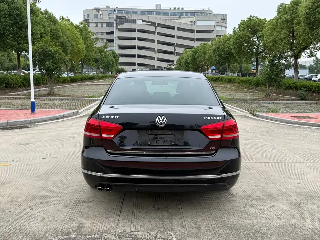 Volkswagen Passat — миниатюра 4