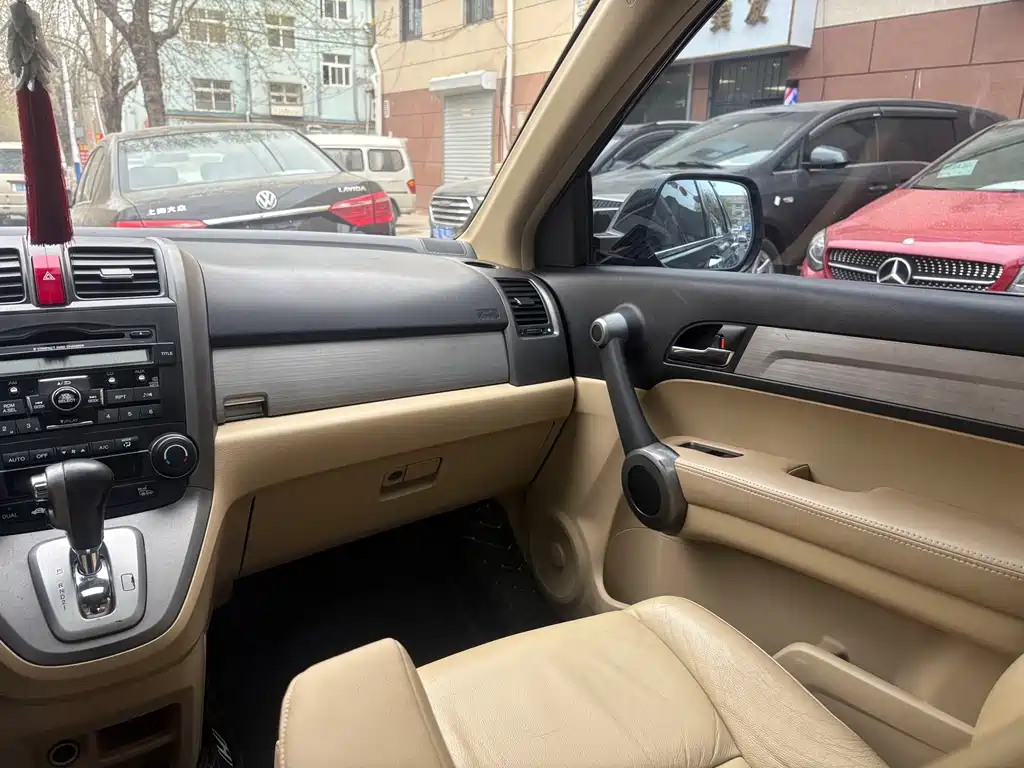 Honda CR-V — миниатюра 10