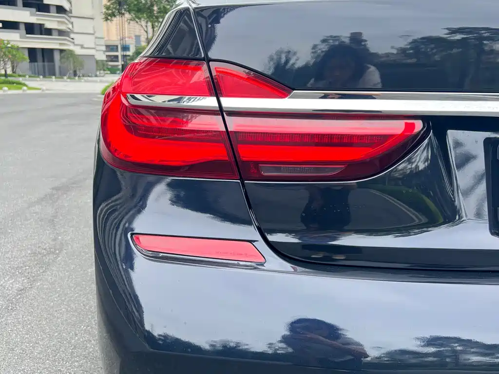 BMW 7 Series 7 2018 740Li Lead M Sport