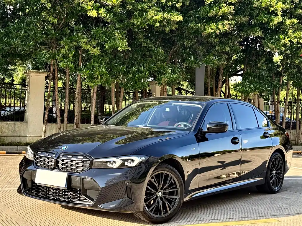 BMW 3 Series 2024