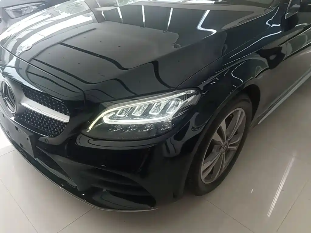 Mercedes-Benz C-Class — миниатюра 24