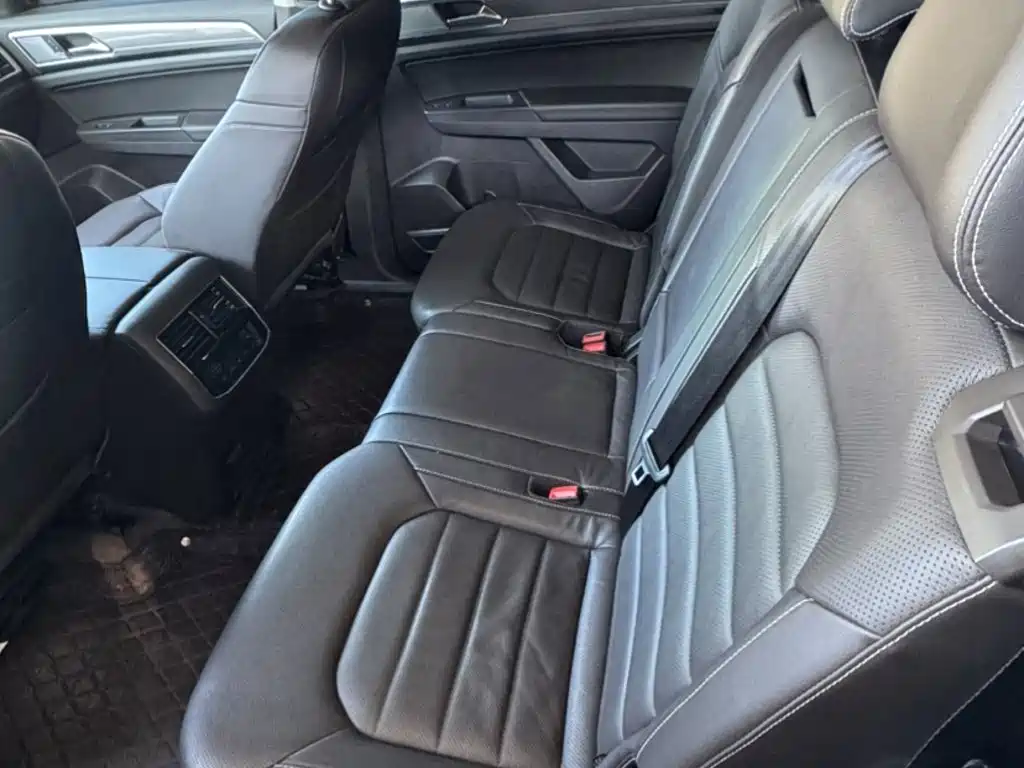 Volkswagen Teramont — миниатюра 8