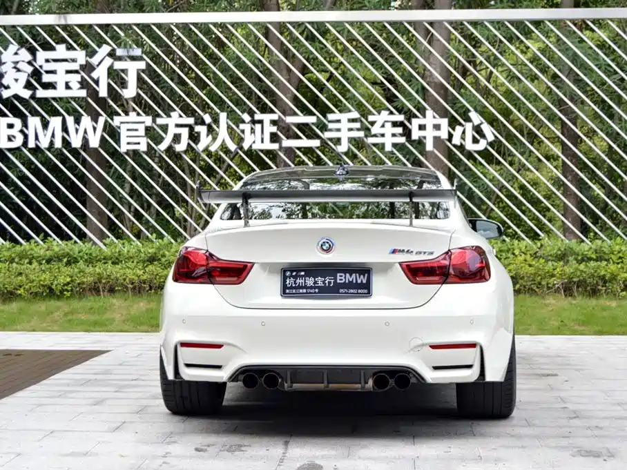 BMW M4 — миниатюра 4