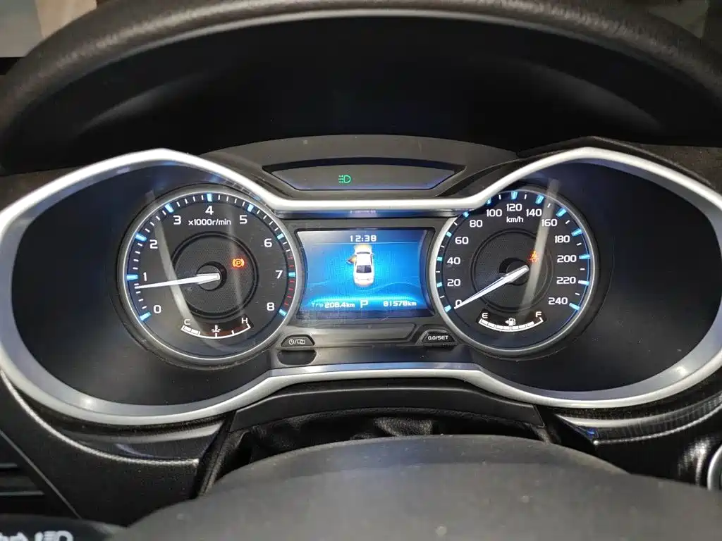 Geely Emgrand — миниатюра 12