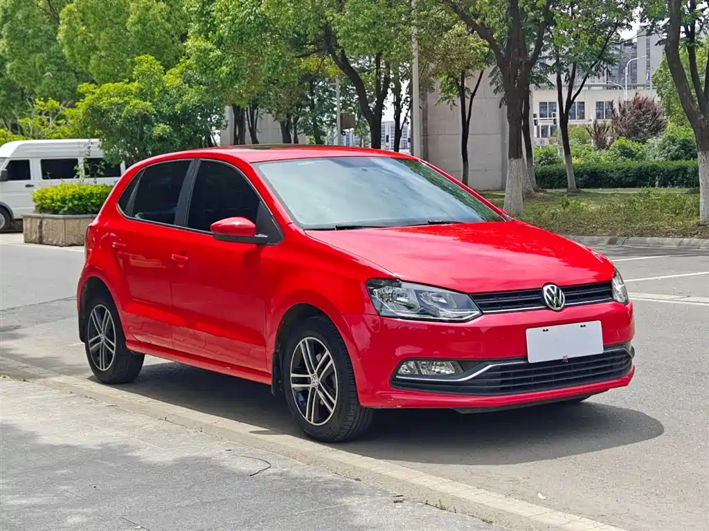 Volkswagen Polo 2016 1.6L AT Comfort
