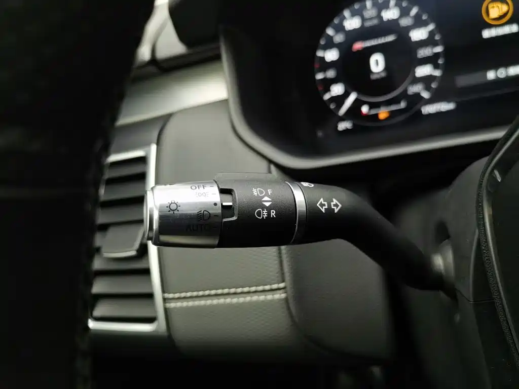Land Rover Discovery — миниатюра 21