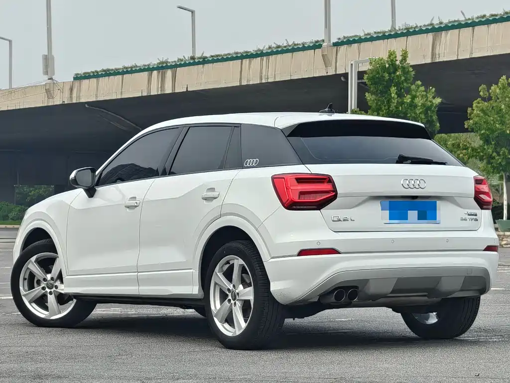 Audi Q2L — миниатюра 4