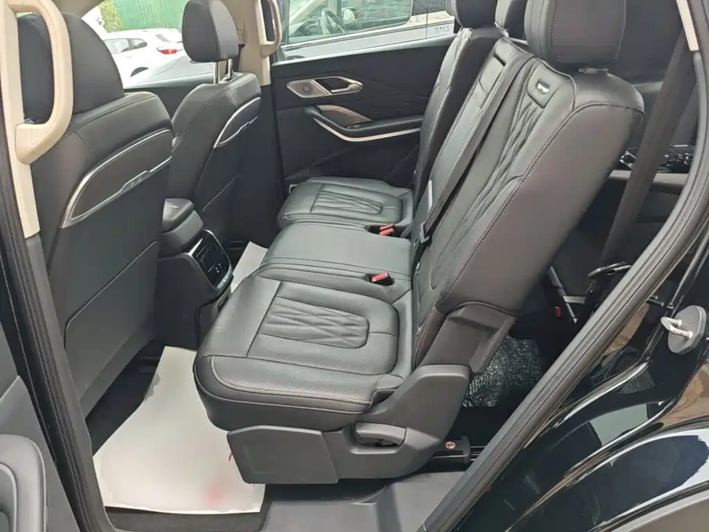 Hongqi Hongqi HS7 PHEV — миниатюра 17