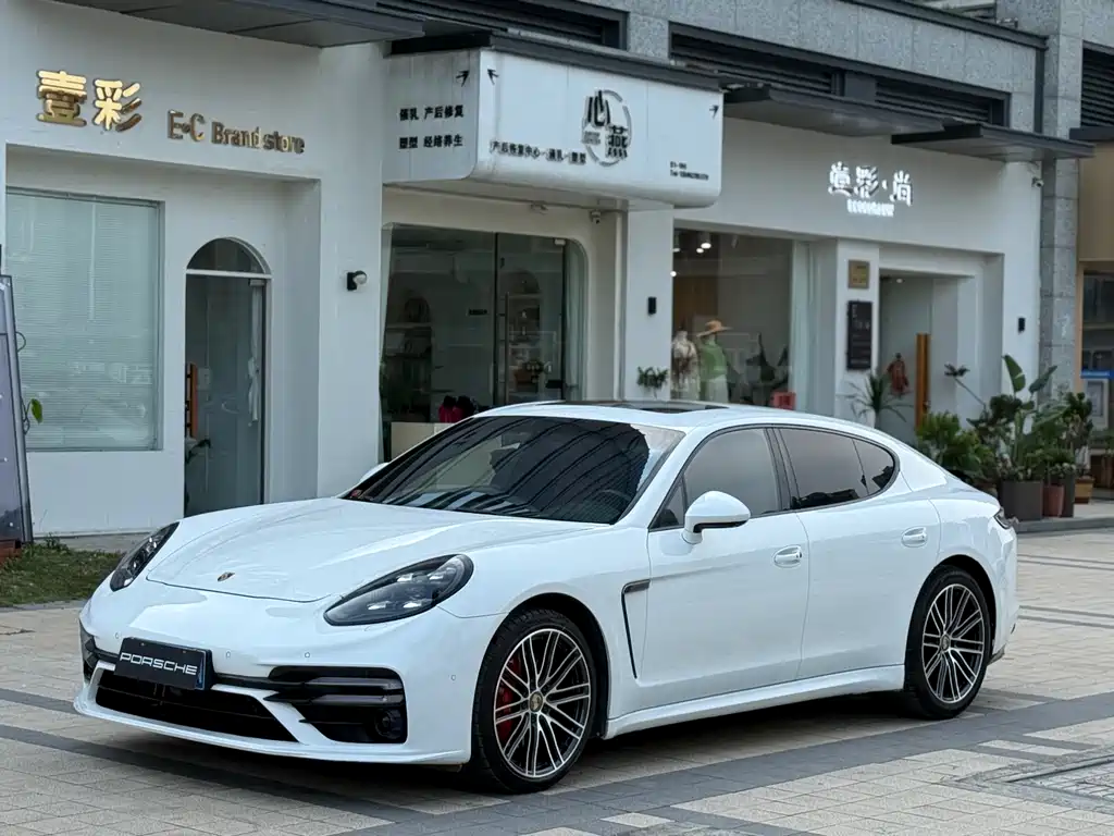 Porsche Panamera 2014