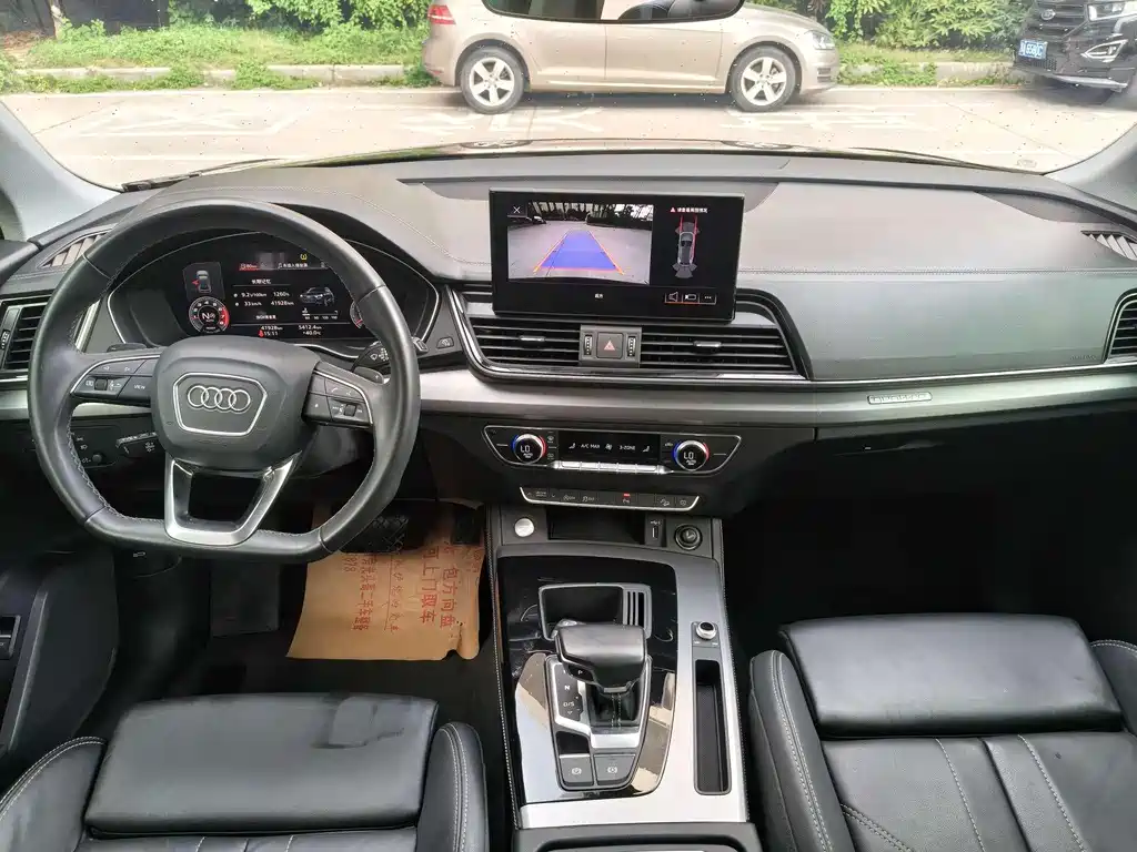 AUDI  Q5L