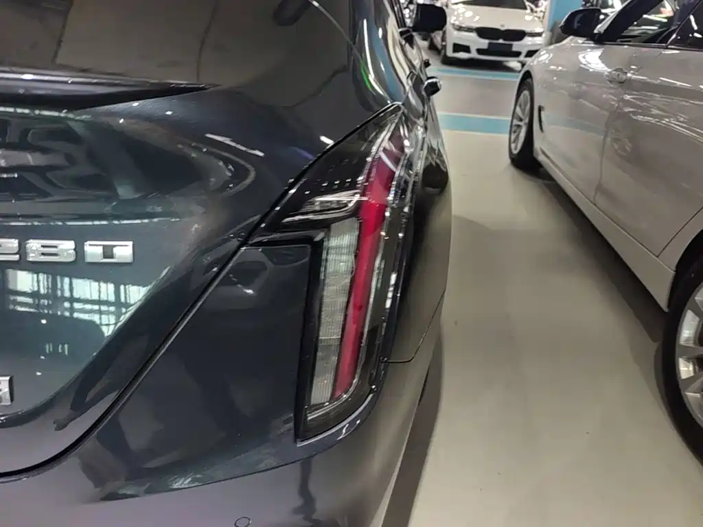 Cadillac CT4 — миниатюра 8