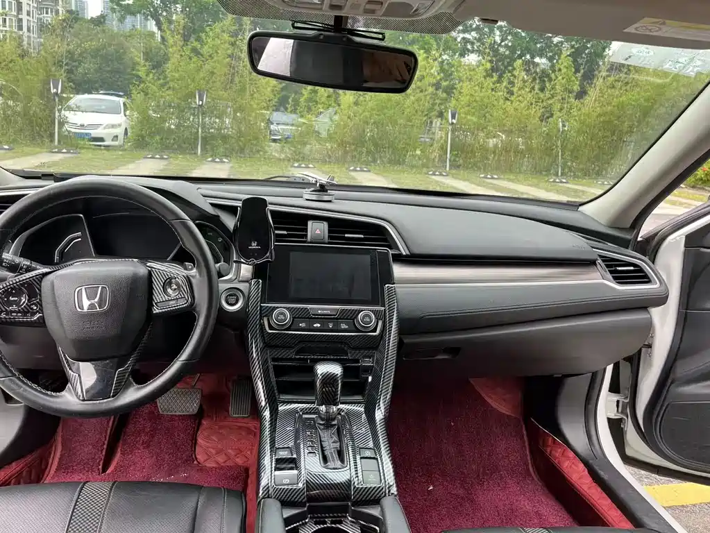 Honda Civic 2019 220TURBO CVT V