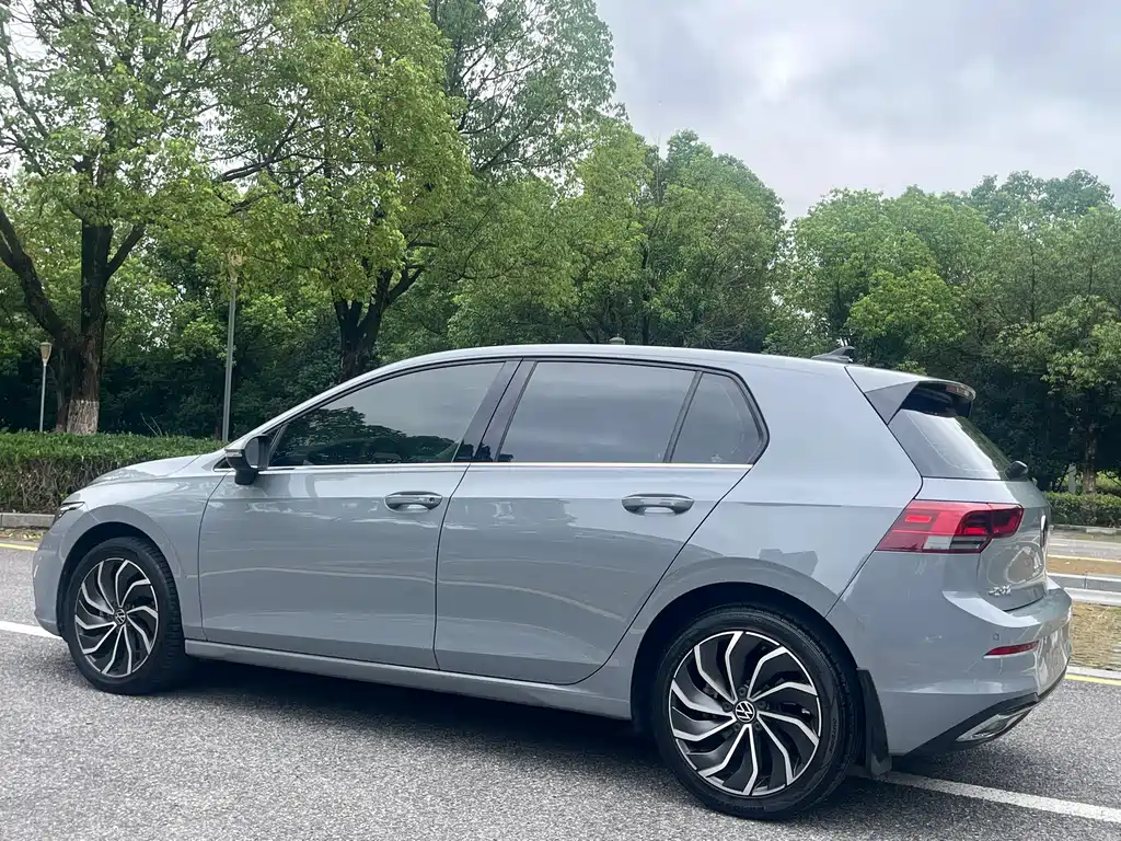 Volkswagen Golf — миниатюра 4