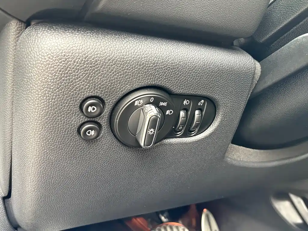 MINI Mini — миниатюра 6