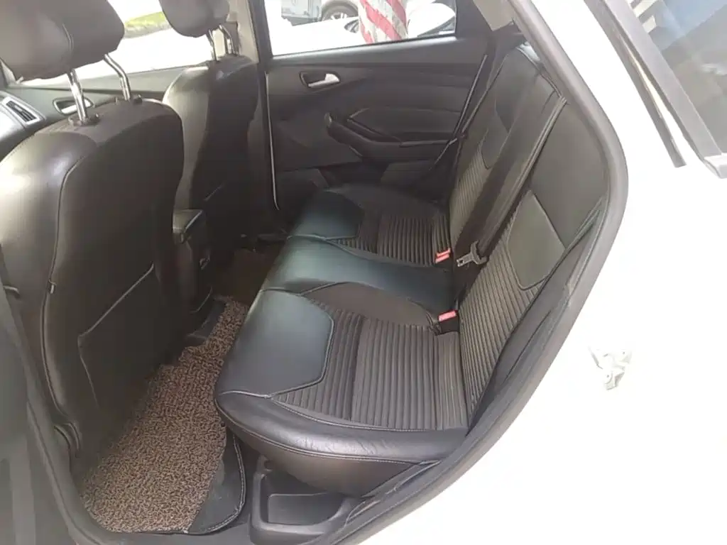 Ford Focus — миниатюра 17