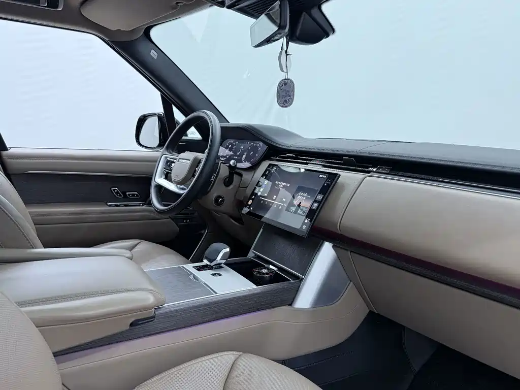 Land Rover Range Rover — миниатюра 9