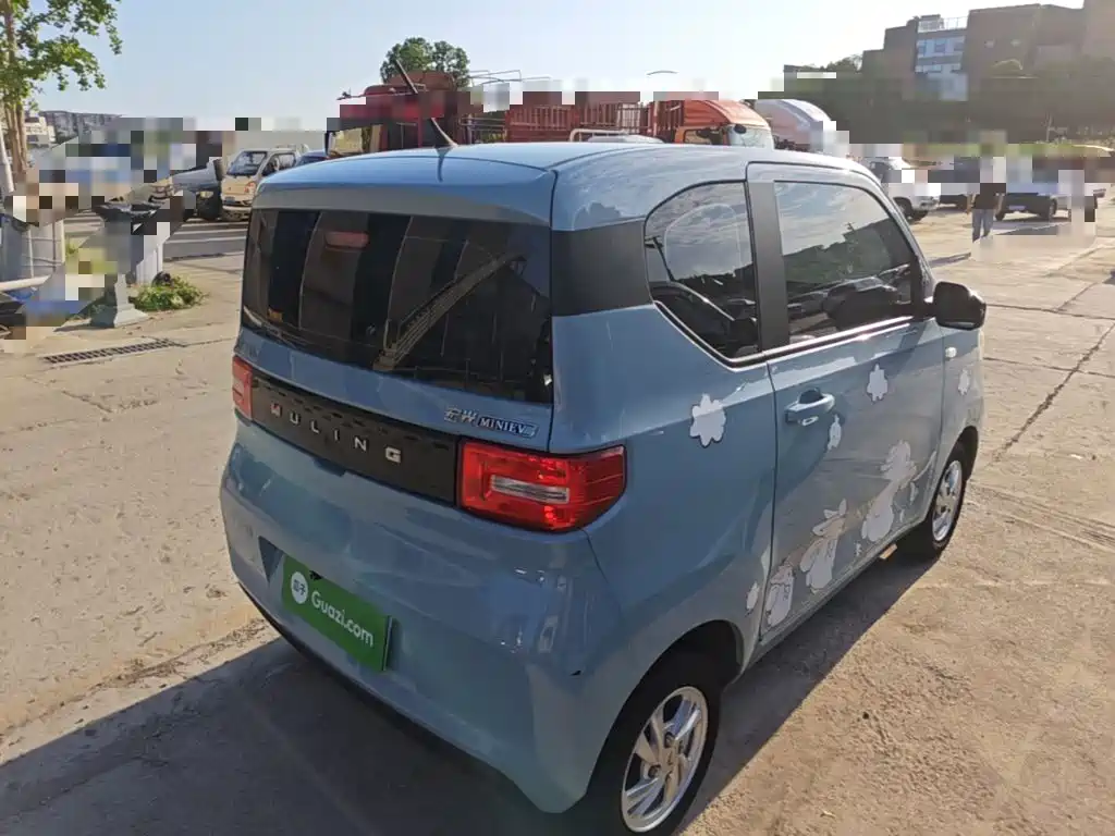 Wuling MINIEV — миниатюра 7