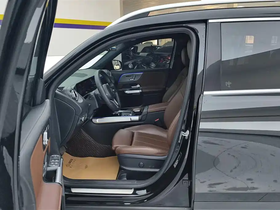 Mercedes-Benz GLB 2023 GLB 220