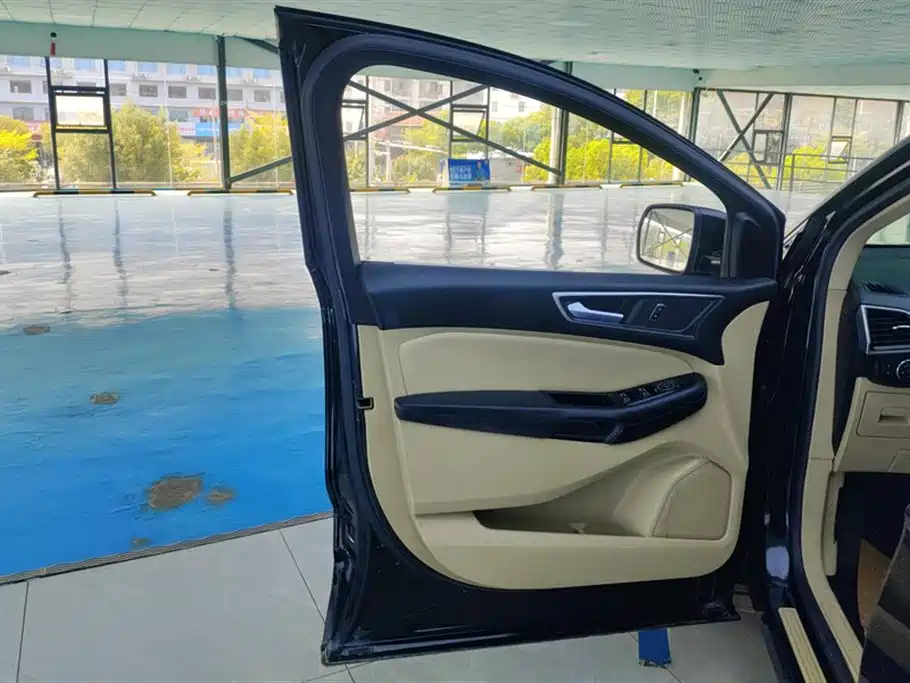 Ford Edge 2016 EcoBoost 245 5 мест