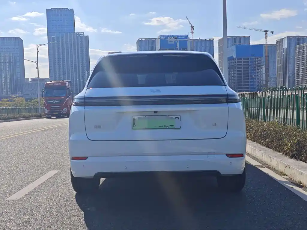 Li Auto IDEAL L7