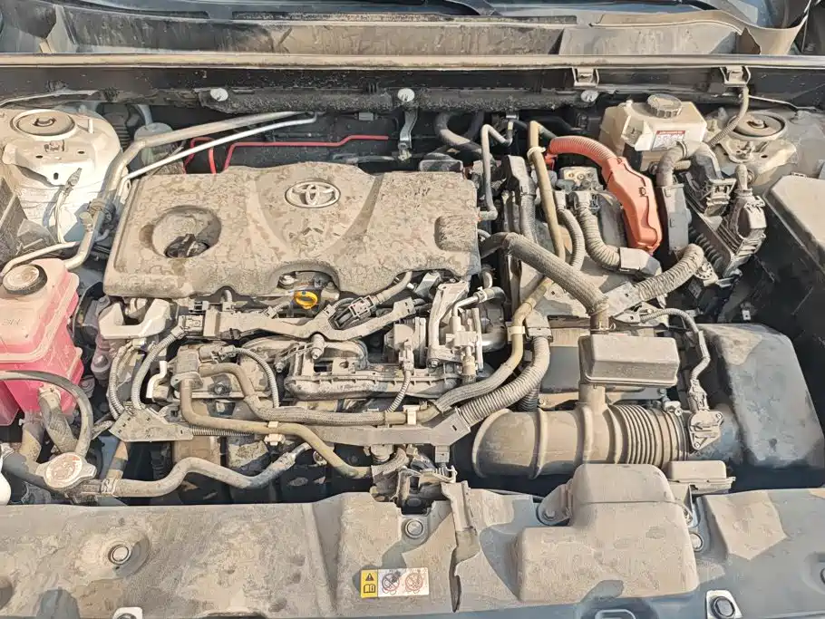 Toyota RAV4 — миниатюра 10