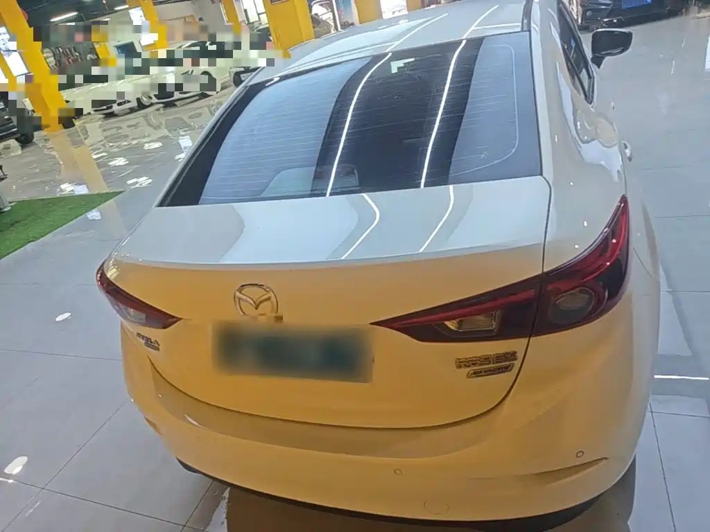 Mazda 3 Axela — миниатюра 6