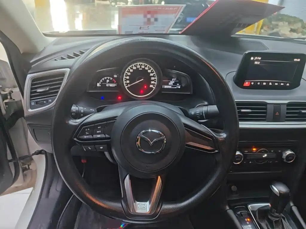 Mazda 3 Axela — миниатюра 11