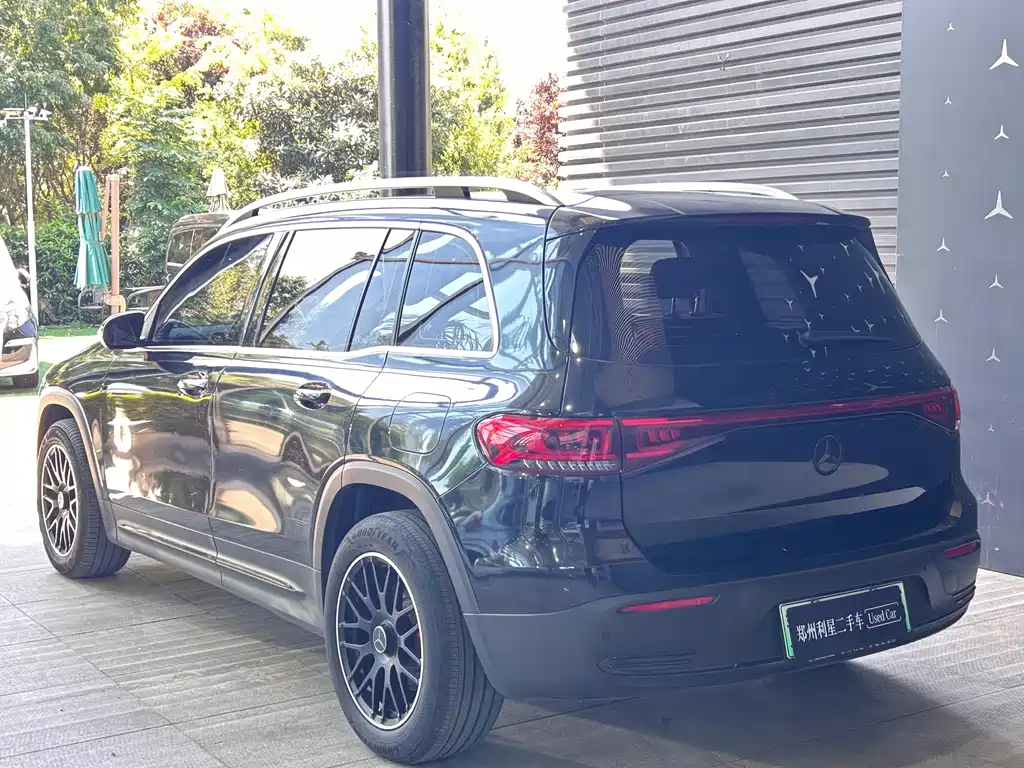 Mercedes-Benz EQB — миниатюра 8