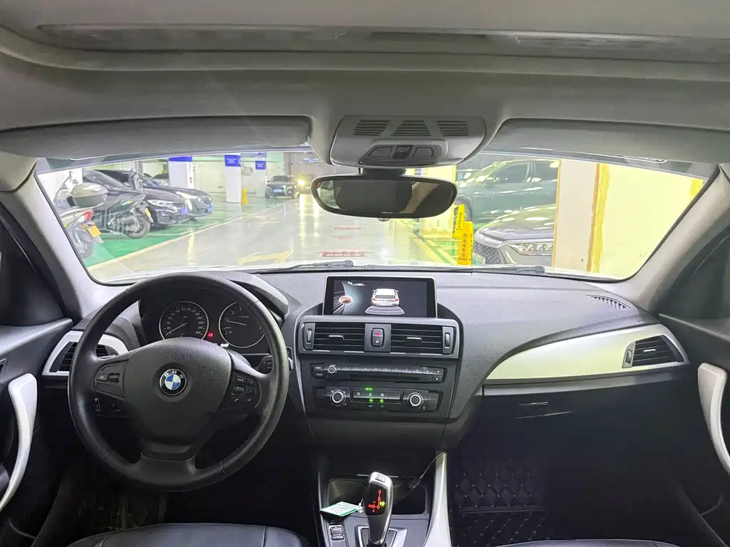 BMW 1 Series (Import) — миниатюра 6