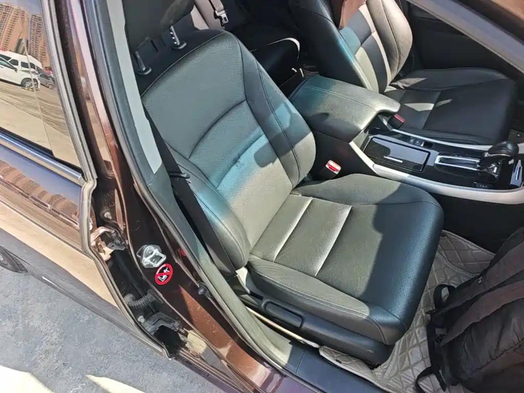 Honda Accord — миниатюра 25