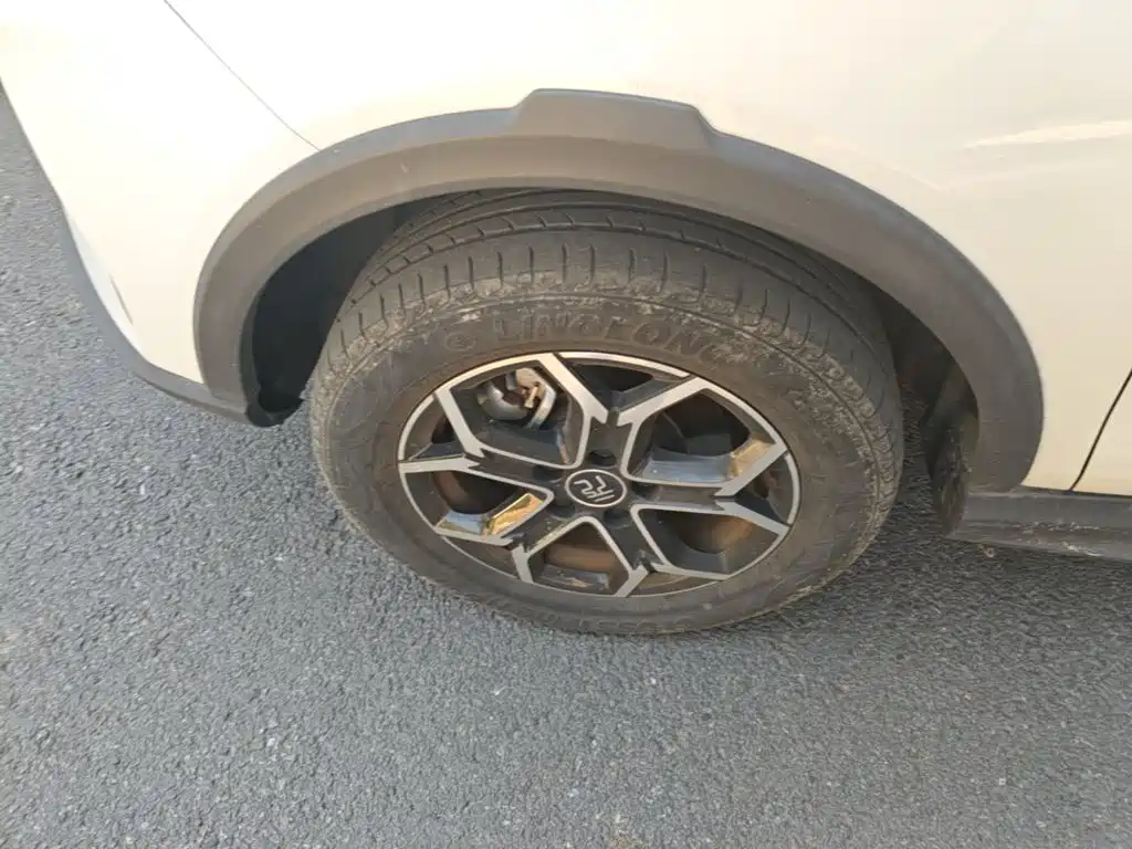BYD Yuan Pro — миниатюра 23