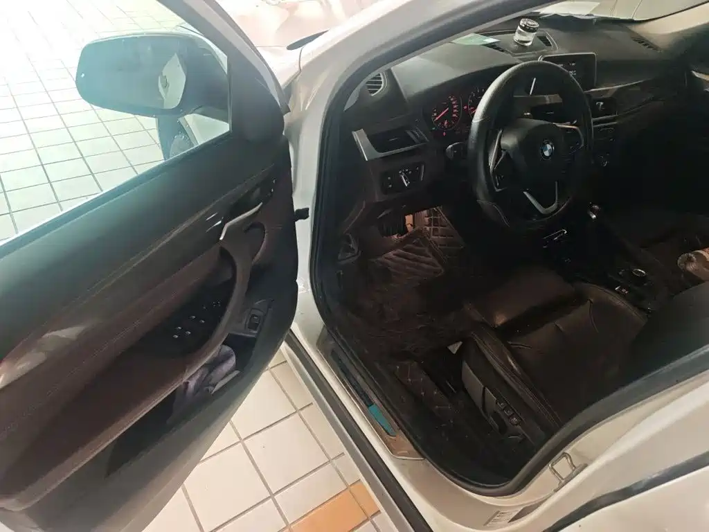 BMW X1 — миниатюра 14