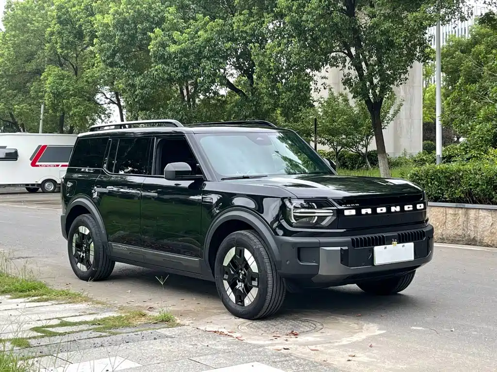 Ford Bronco Basecamp — миниатюра 4
