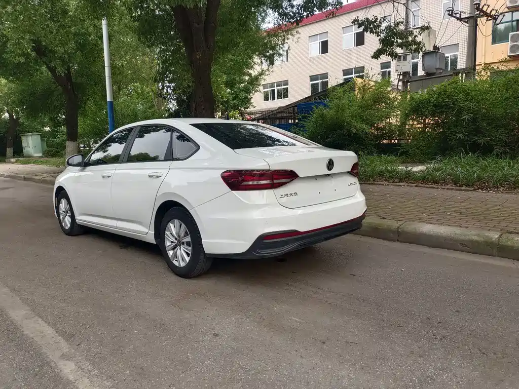 Volkswagen Lavida — миниатюра 9