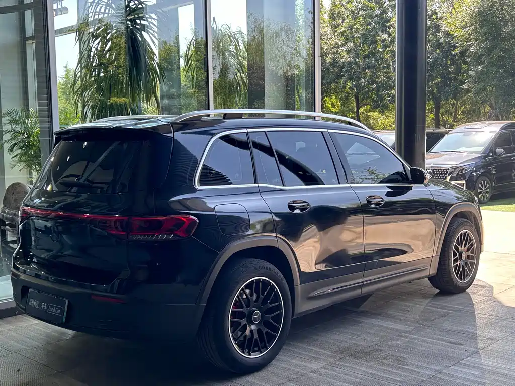 Mercedes-Benz EQB — миниатюра 9
