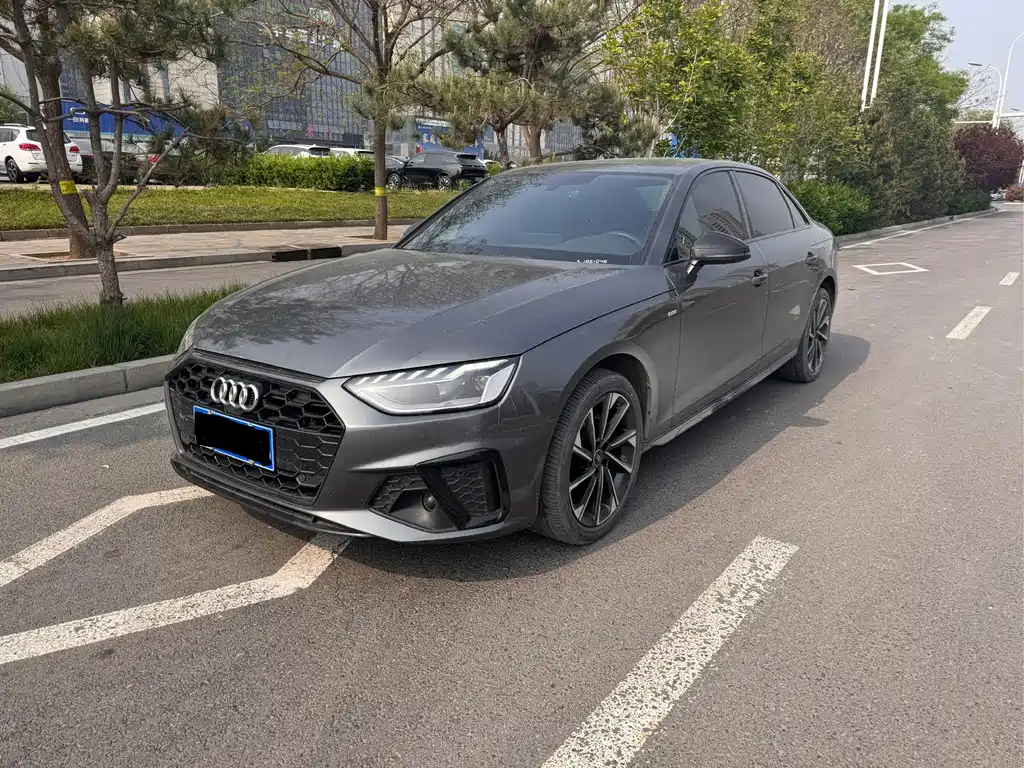 Audi A4L 2023