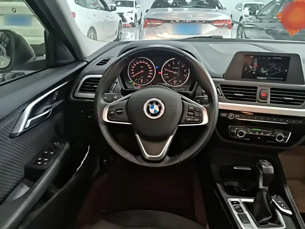 BMW 1 Series — миниатюра 11
