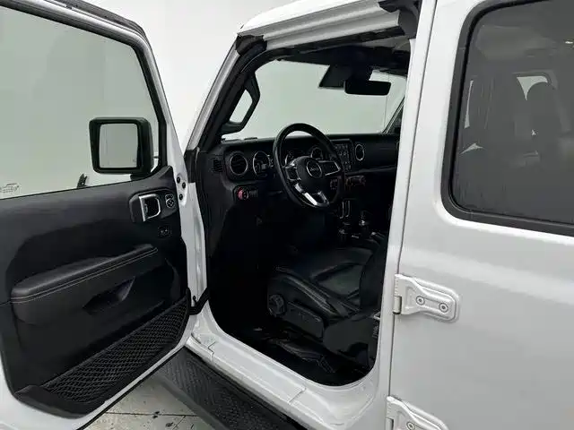 Jeep Wrangler — миниатюра 17